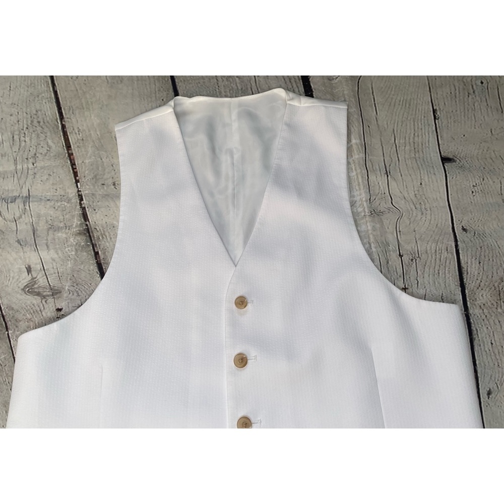 Men’s White Formal Vest - Picture 7 of 10